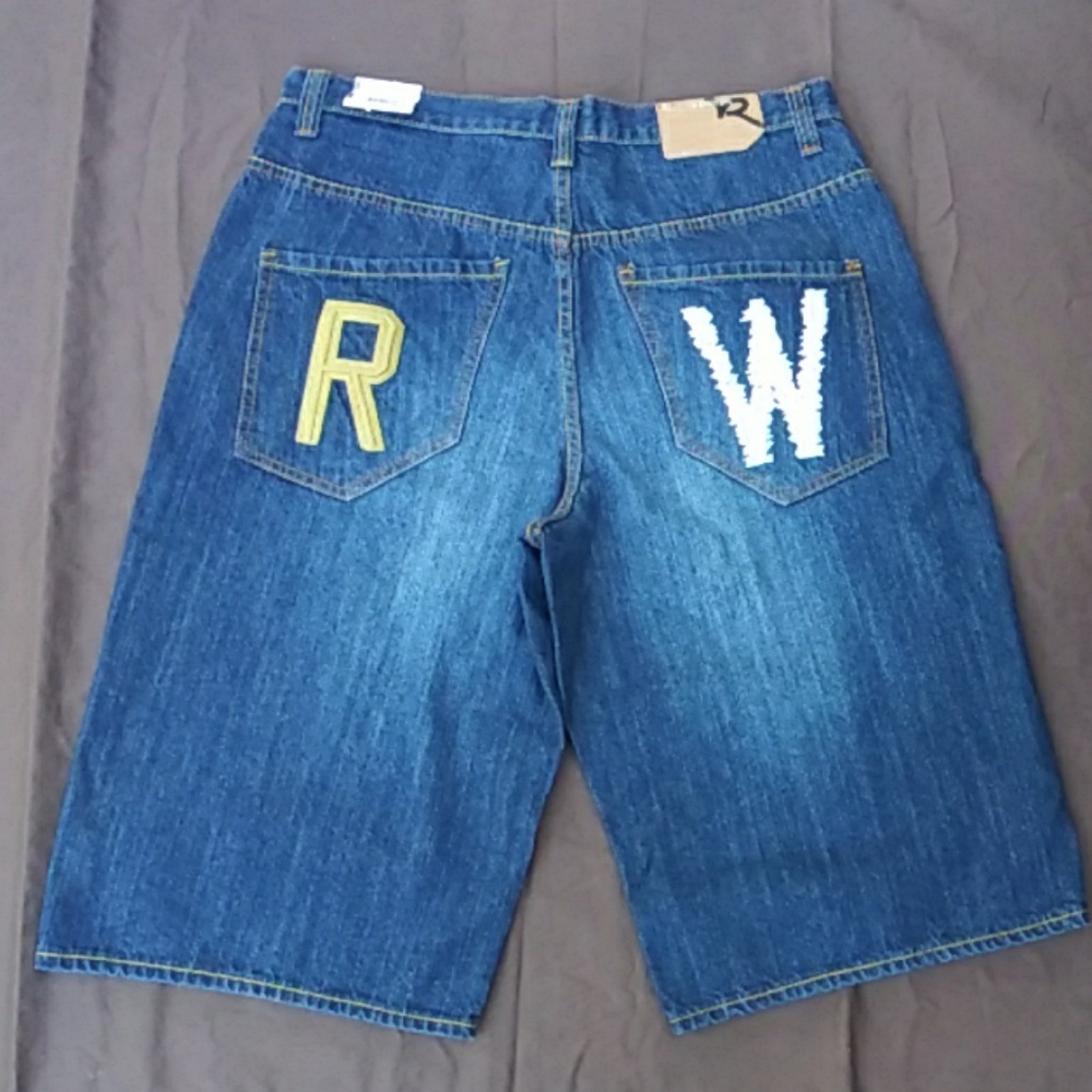 Rocawear men's 'R-W' shorts. Orig. Fit. NWT. Sz-34